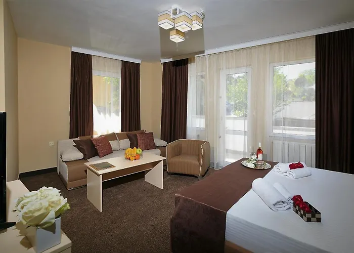 Otel The White House