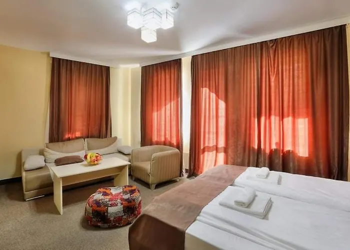 The White House Otel