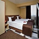 Gasthuis White House 4*