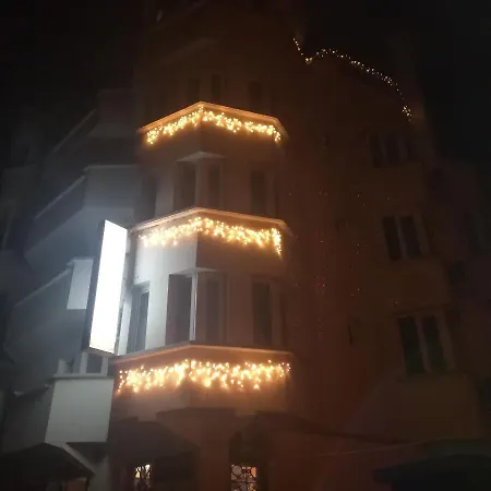 The White House 호텔 플로브디프