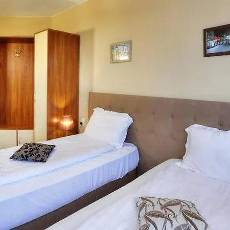 호텔 The White House 플로브디프