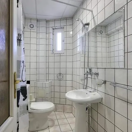 호텔 The White House 2*