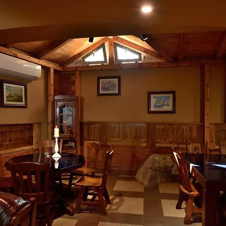 호텔 The White House 플로브디프