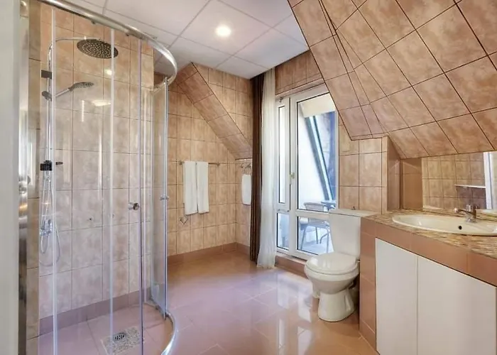 The White House 2* Plovdiv