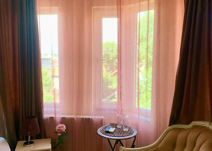 Hotel The White House